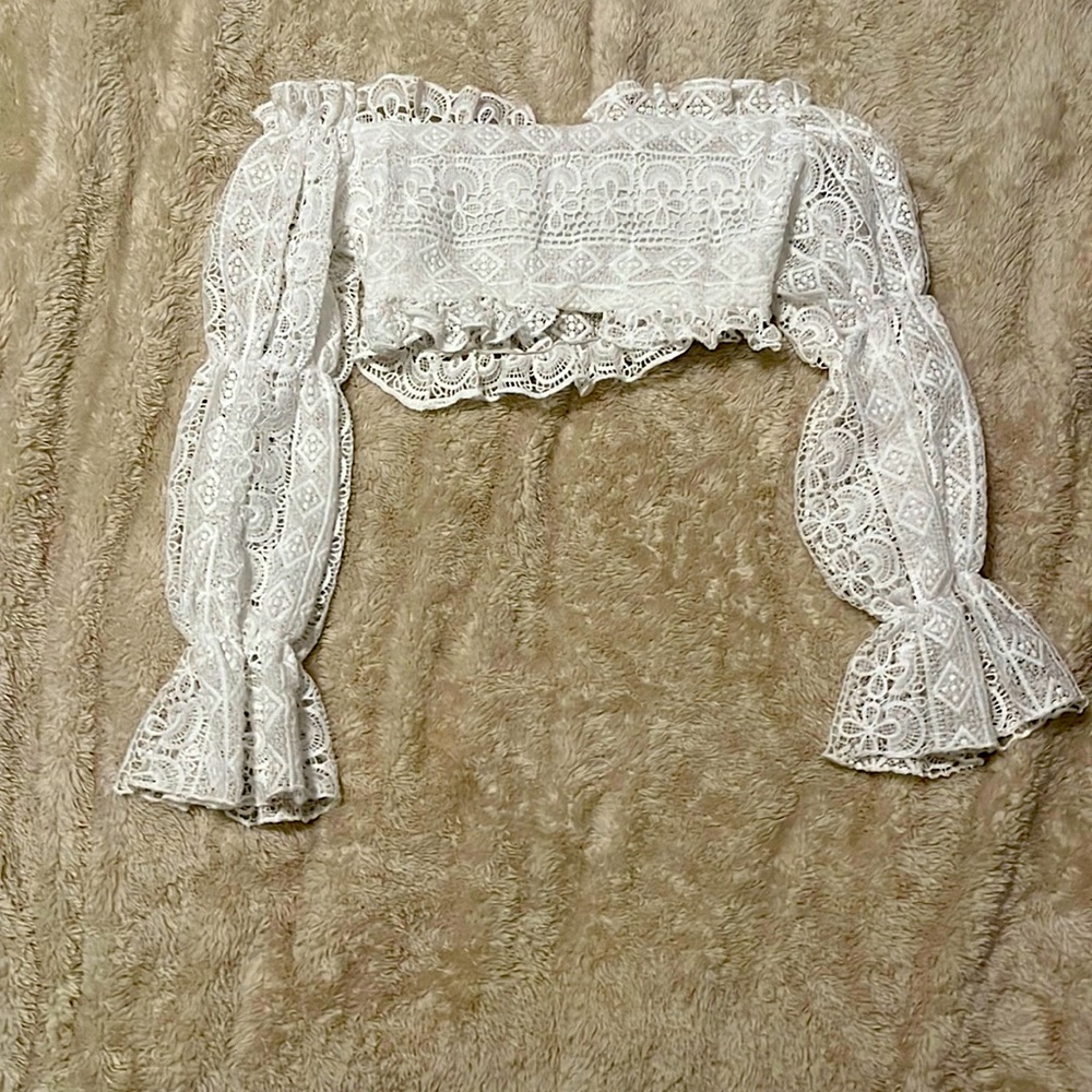 XS SHEIN lace crop top